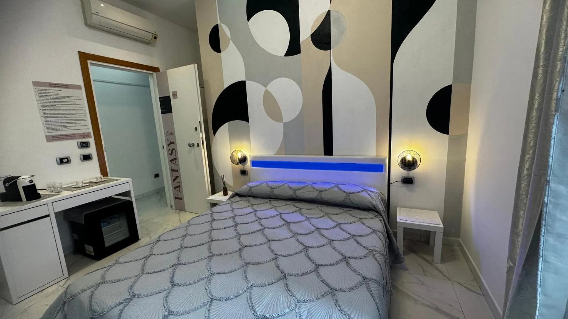 Cagliari Love Suite 0*,