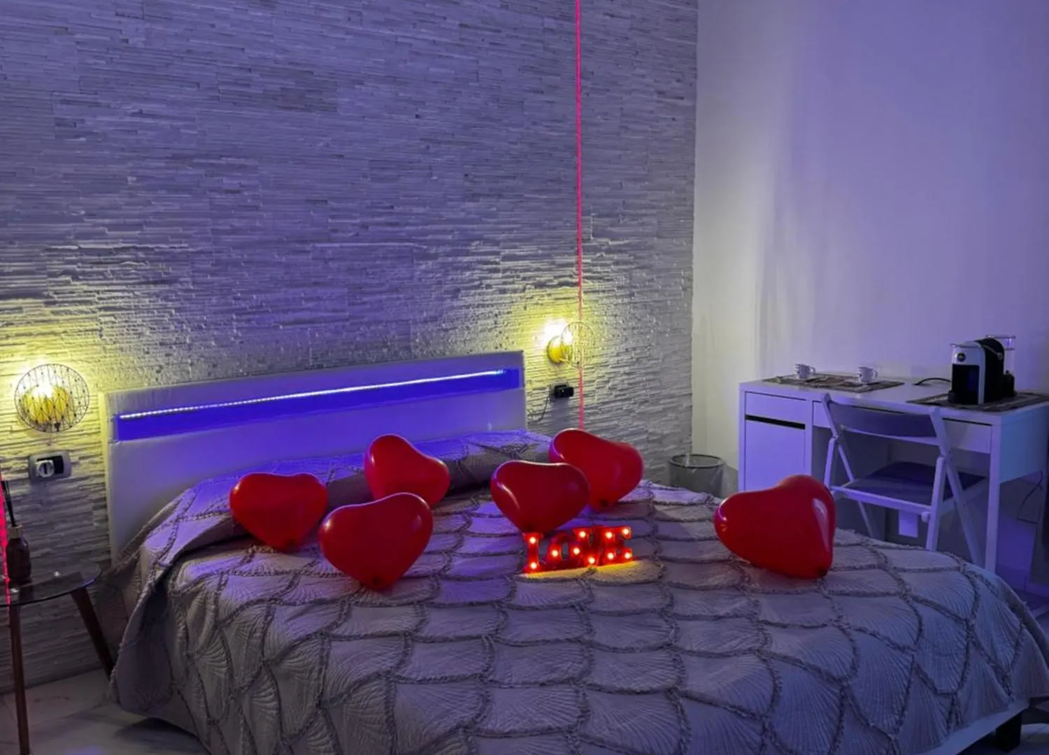 Cagliari Love Suite 0*,  Olaszország