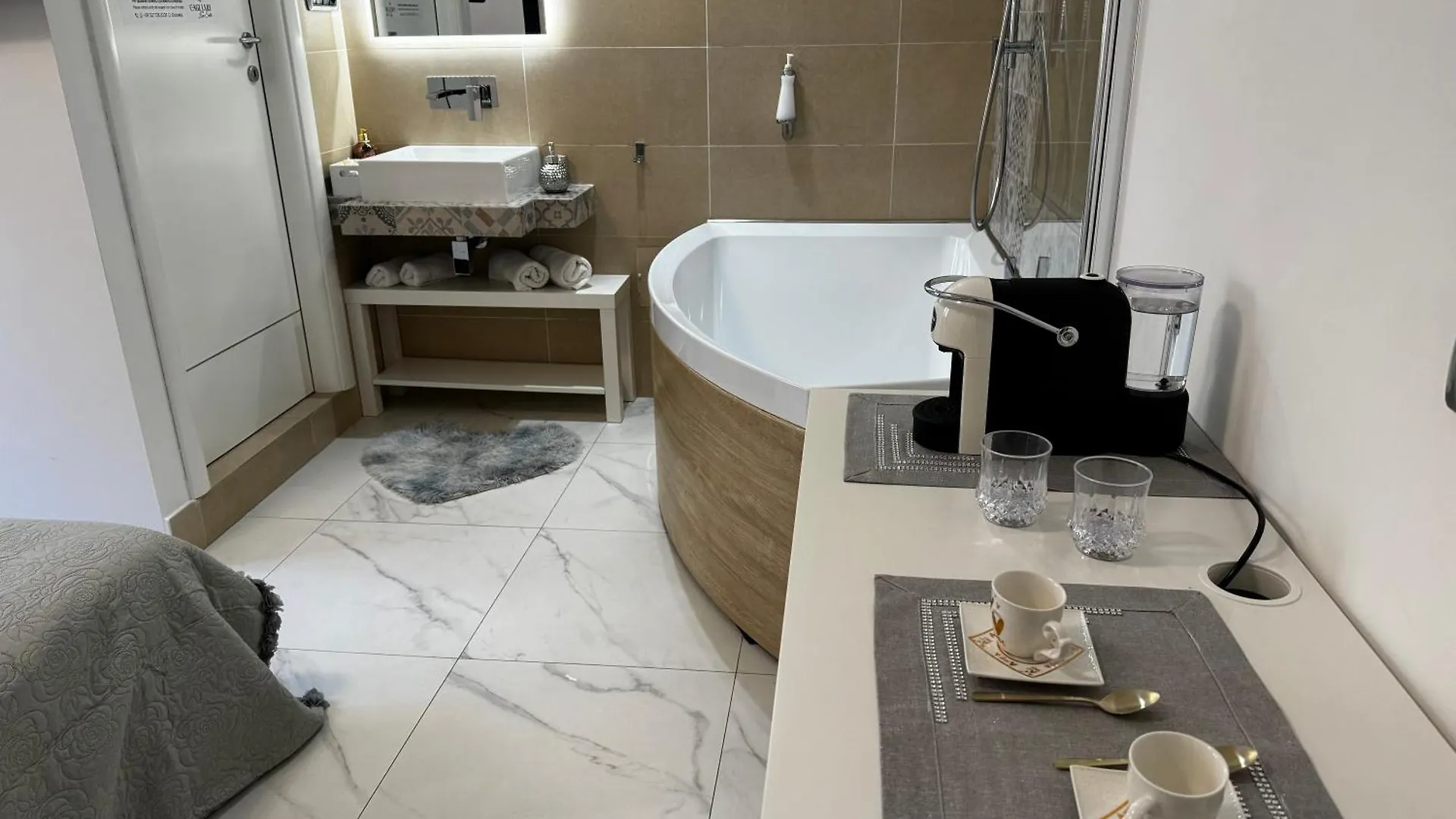 Cagliari Love Suite Guest house